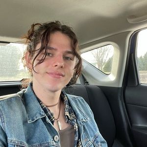 Meet your Posher, Joshua